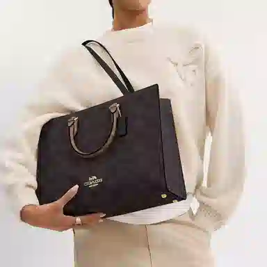 COACH Maggie 36 Logo Tote