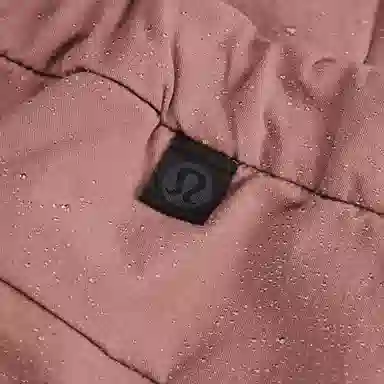 lululemon LAB Pleated 7"