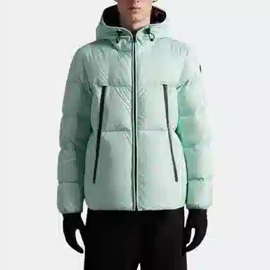 Moncler FW22 logo