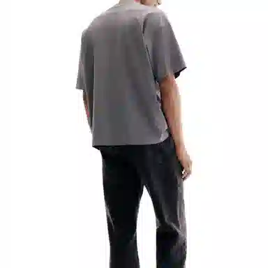 HM T