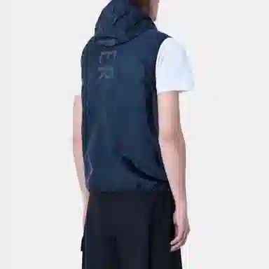 Moncler SS25 Moretan