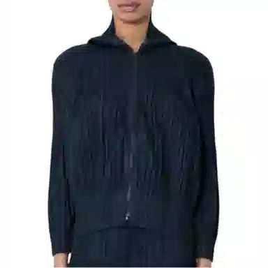 PLEATS PLEASE ISSEY MIYAKE
