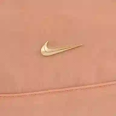 Nike Aura