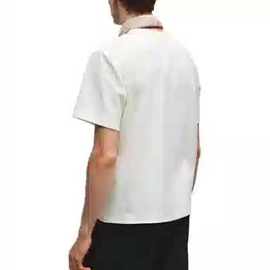 HM T