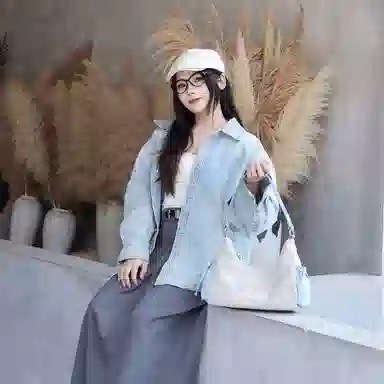 Lee Wonton Bag Beige