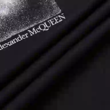 Alexander McQueen T