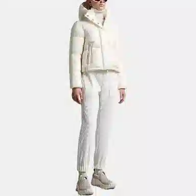 Moncler FW22 Glorietes Logo