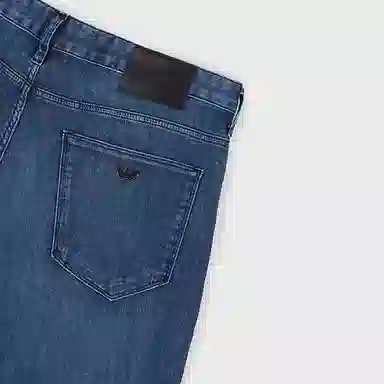 EMPORIO ARMANI FW21 Logo