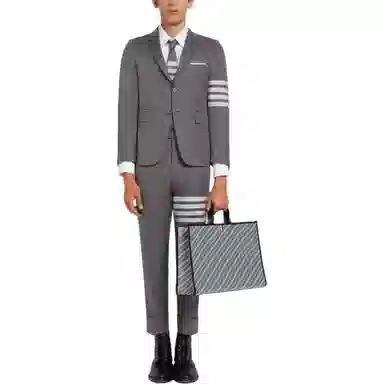 THOM BROWNE SS22