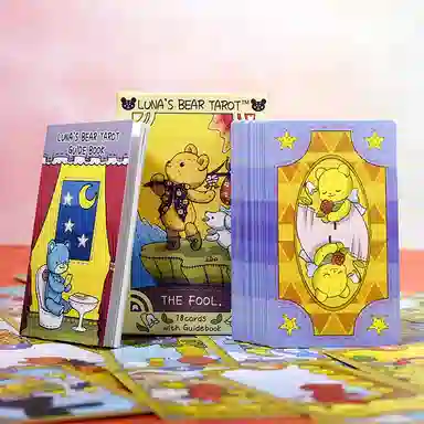 LUNAS BEAR TAROT