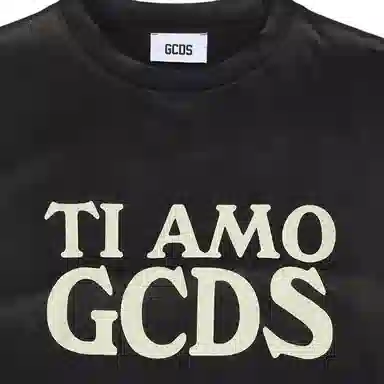 GCDS T