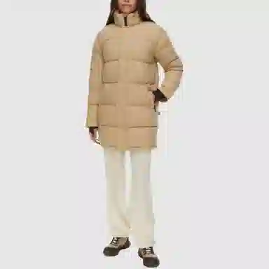 ARITZIA Super Puff cliMATTE Mid 6