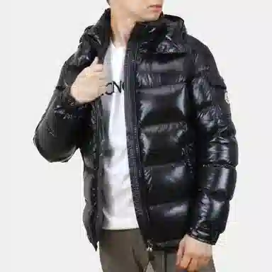 Moncler maya
