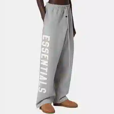 Fear of God Essentials Fleece Relaxed Sweatpant Oatmeal Grey