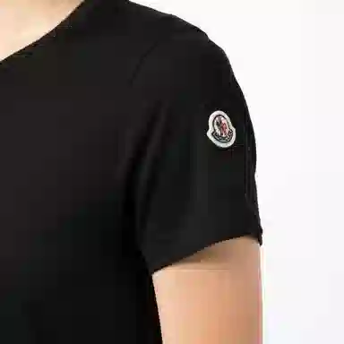 Moncler T
