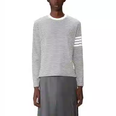 THOM BROWNE T