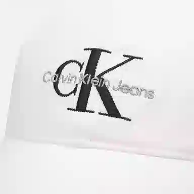 CALVIN KLEIN Jeans