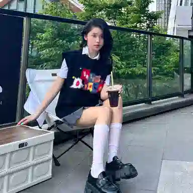 Valeria Obbaco VO Logo