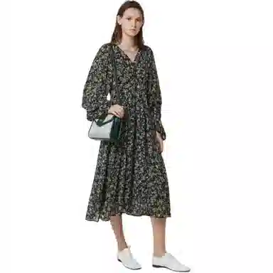 MOUSSY V