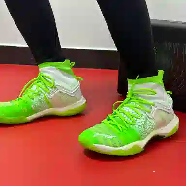 LiNing Roar 2 Fluorescent Green/Standard White