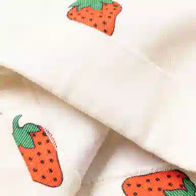 GUCCI Strawberry Print Cotton Twill Short