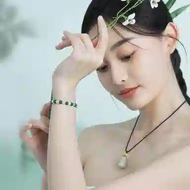 潮宏基 倾玉-伴影和田玉手串圆珠