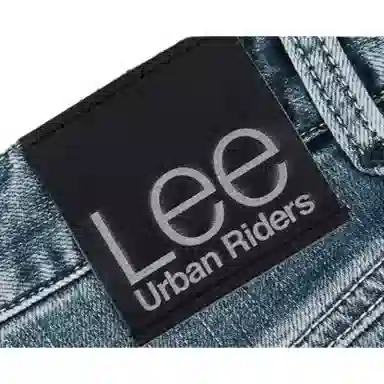 Lee