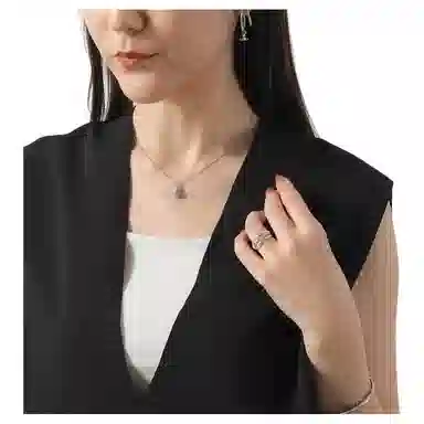 Vivienne Westwood Reina Saturn Necklace