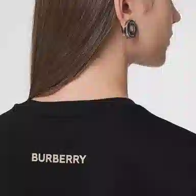 Burberry SS22 T