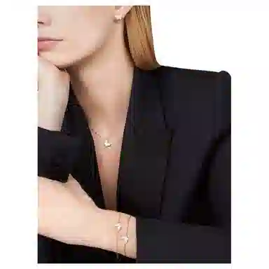 Van Cleef & Arpels Alhambra