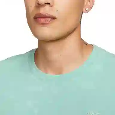 Nike Sportswear Club T