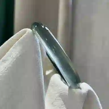 谧月珠宝 中式国潮国风复古典雅 小众设计高级清冷清透轻奢通勤旗袍 精致素净莹润光亮圆条甜蜜饰爱显白 玛瑙 玉石手镯 女款