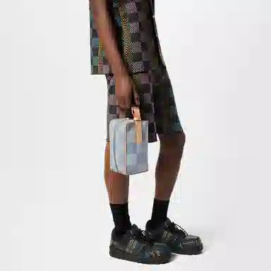 LOUIS VUITTON LOCKER DOPP KIT