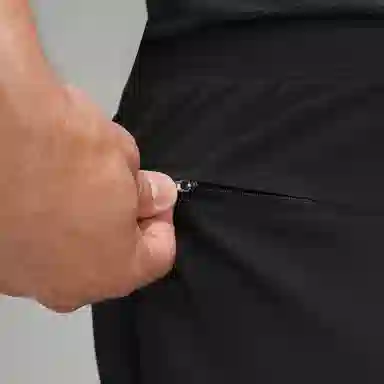 lululemon License to Train 9"