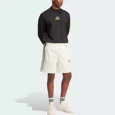 adidas Q1 logoT