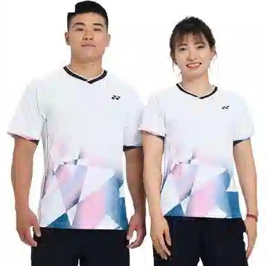 YONEX