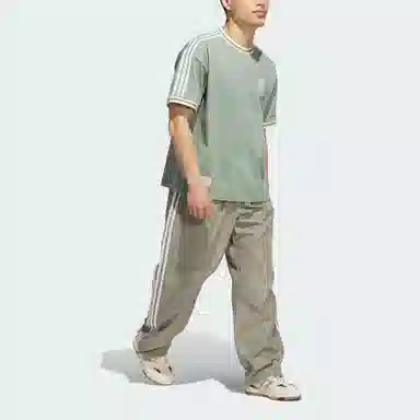 adidas originals x HOOP YORK CITY logoT