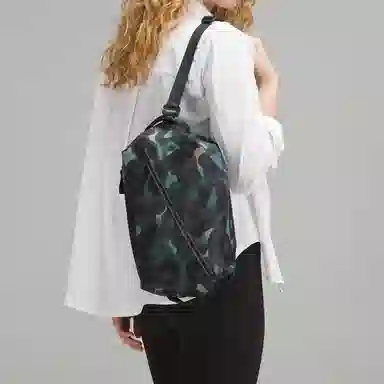 lululemon Fast Track 10L