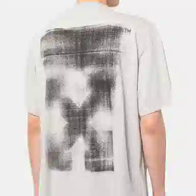 OFF-WHITE T