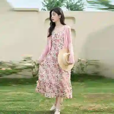 茵曼 碎花图案吊带无袖连衣裙 粉色