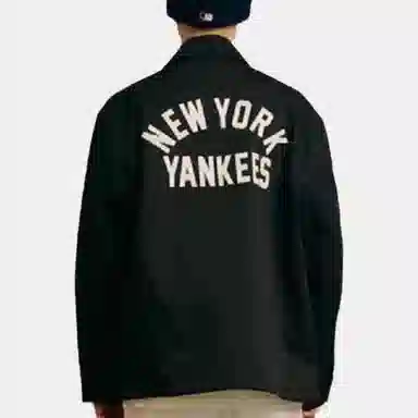 New Era x MLB SS23 Yankees Jacket Black