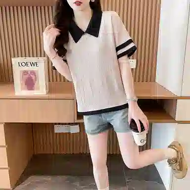 LAKESI T