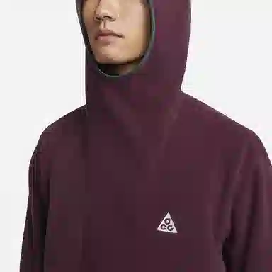 Nike ACG "Wolf Tree"