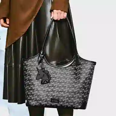 NUCELLE Tote