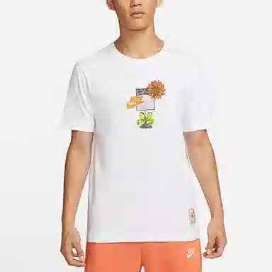 Nike Logo Graphic T-Shirt
