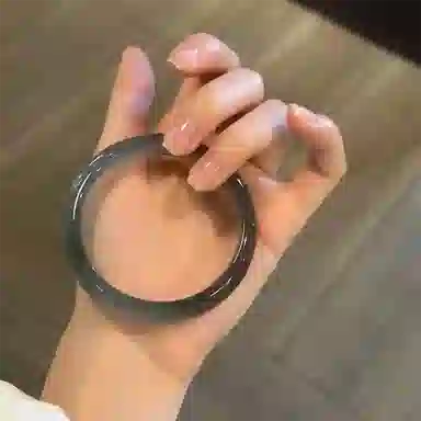 谧月珠宝 中式国潮国风复古典雅 小众设计高级清冷清透轻奢通勤旗袍 精致素净莹润光亮圆条甜蜜饰爱显白 玛瑙 玉石手镯 女款