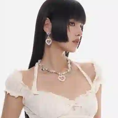 SUMIYAKI Cream Heart Earrings