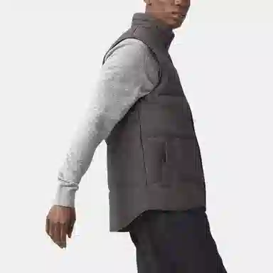 Canada Goose Garson Logo