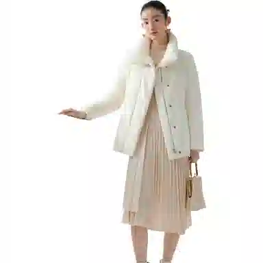 波司登 纯色修身翻领短款休闲长袖羽绒服 女款 栀子白