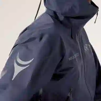 Arcteryx BETA SL FW25 walk gently logo